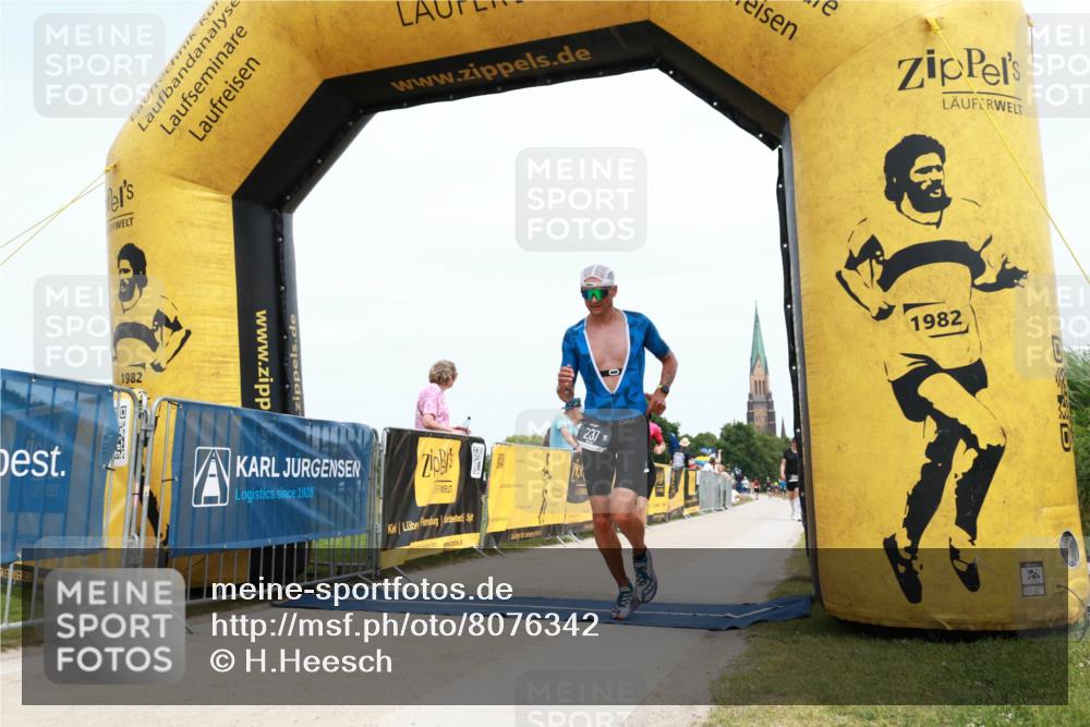 22.06.2025 - Viking Triathlon H.Heesch http://msf.ph/oto/8076342 22.06.2025 14:13:55 Laufen 237, 472 meine-sportfotos.de