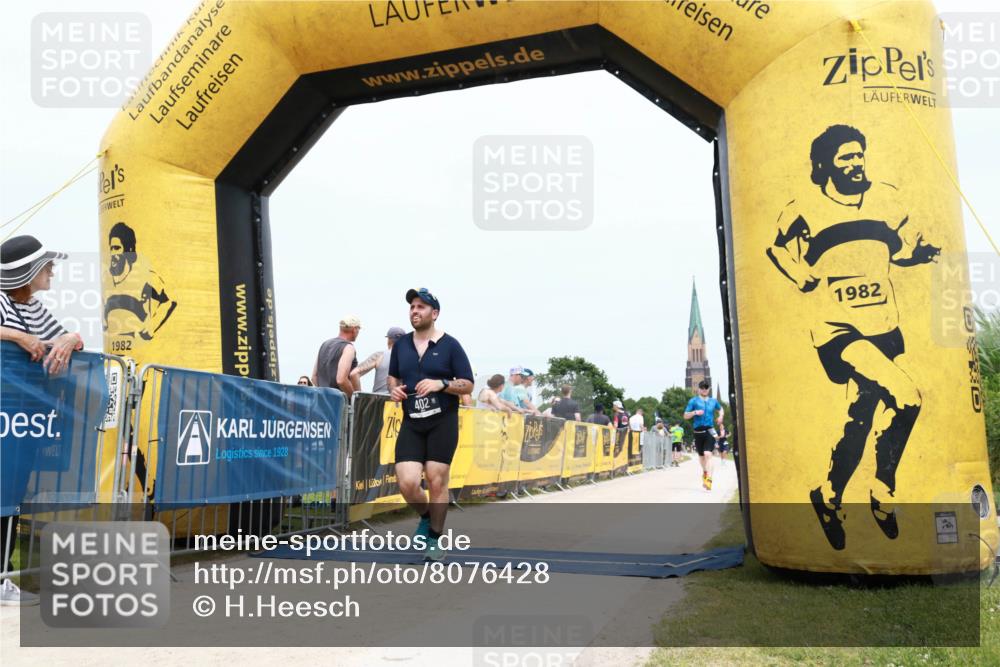 22.06.2025 - Viking Triathlon H.Heesch http://msf.ph/oto/8076428 22.06.2025 14:53:14 Laufen 333, 402, 486 meine-sportfotos.de