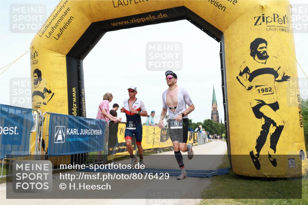 22.06.2025 - Viking Triathlon H.Heesch http://msf.ph/oto/8076429 22.06.2025 14:15:40 Laufen 148, 242, 329, 505 meine-sportfotos.de
