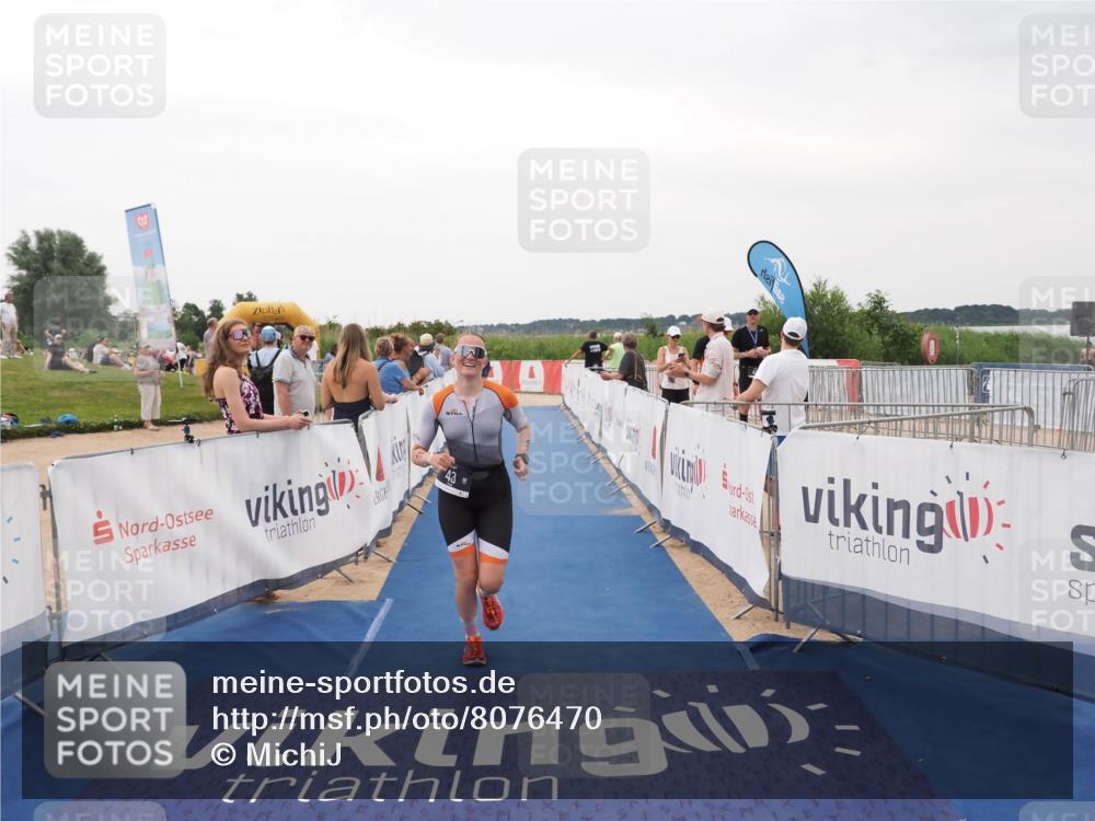 22.06.2025 - Viking Triathlon MichiJ http://msf.ph/oto/8076470 22.06.2025 15:54:23 Ziel 43, 241 meine-sportfotos.de