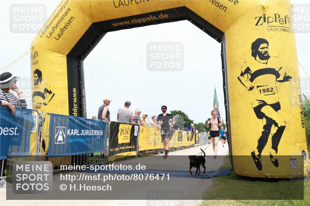22.06.2025 - Viking Triathlon H.Heesch http://msf.ph/oto/8076471 22.06.2025 14:53:37 Laufen 329, 478, 542 meine-sportfotos.de