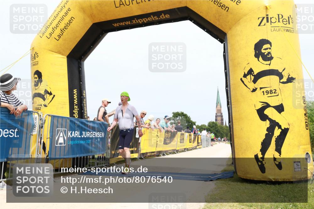 22.06.2025 - Viking Triathlon H.Heesch http://msf.ph/oto/8076540 22.06.2025 14:54:23 Laufen 225, 270 meine-sportfotos.de