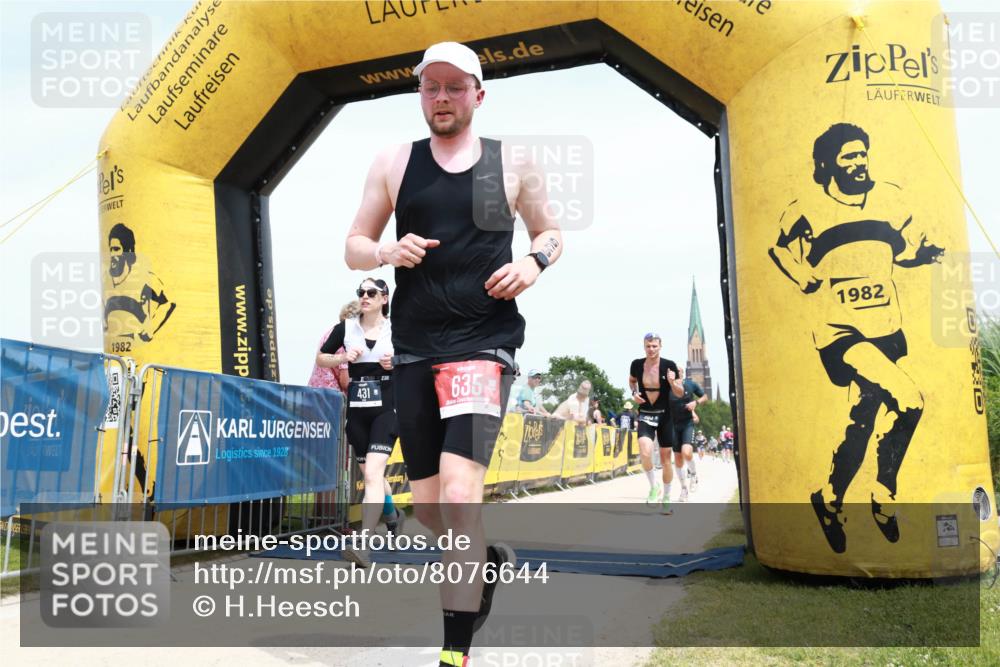 22.06.2025 - Viking Triathlon H.Heesch http://msf.ph/oto/8076644 22.06.2025 14:17:23 Laufen 40, 115, 203, 238, 431, 464, 635 meine-sportfotos.de