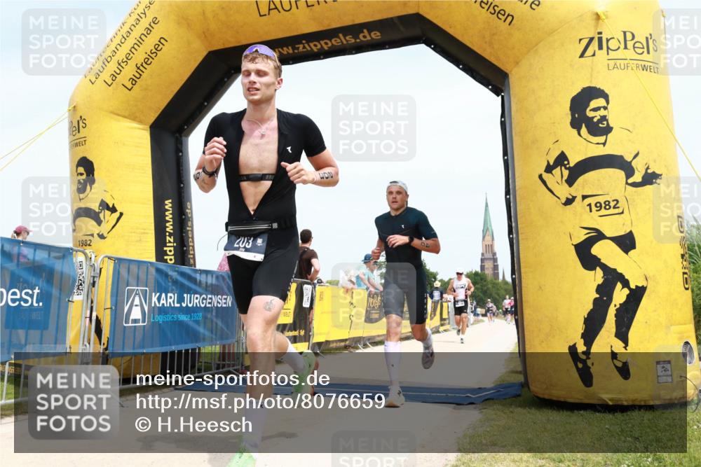 22.06.2025 - Viking Triathlon H.Heesch http://msf.ph/oto/8076659 22.06.2025 14:17:25 Laufen 40, 203, 238, 431, 464, 635 meine-sportfotos.de