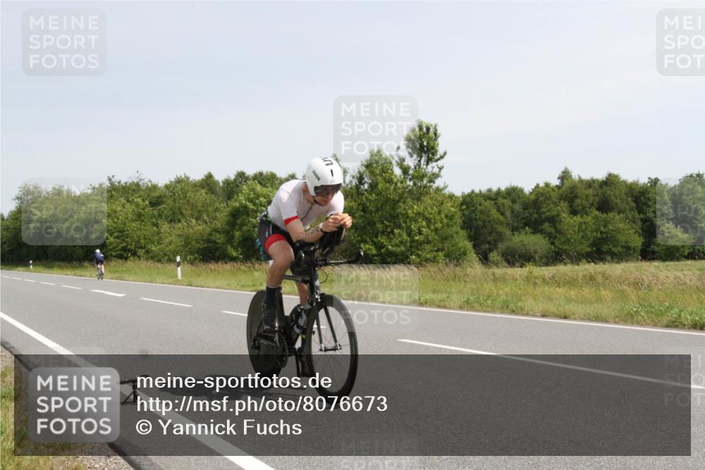 22.06.2025 - Viking Triathlon Yannick Fuchs http://msf.ph/oto/8076673 22.06.2025 11:57:55 Radfahren 5, 229, 242, 271, 284, 294, 486 meine-sportfotos.de