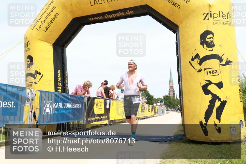 22.06.2025 - Viking Triathlon H.Heesch http://msf.ph/oto/8076713 22.06.2025 14:18:25 Laufen 448 meine-sportfotos.de
