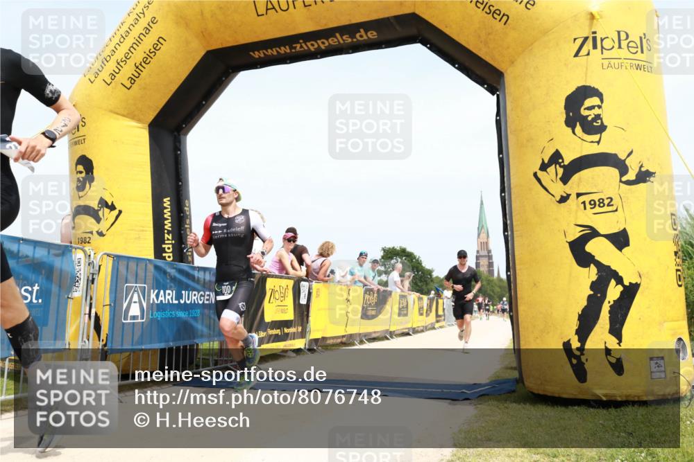 22.06.2025 - Viking Triathlon H.Heesch http://msf.ph/oto/8076748 22.06.2025 14:18:45 Laufen 100, 101, 271, 272, 617 meine-sportfotos.de