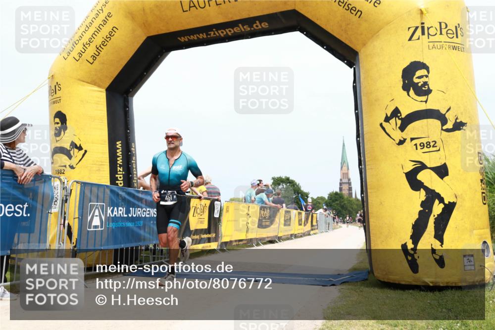 22.06.2025 - Viking Triathlon H.Heesch http://msf.ph/oto/8076772 22.06.2025 14:57:12 Laufen 451 meine-sportfotos.de