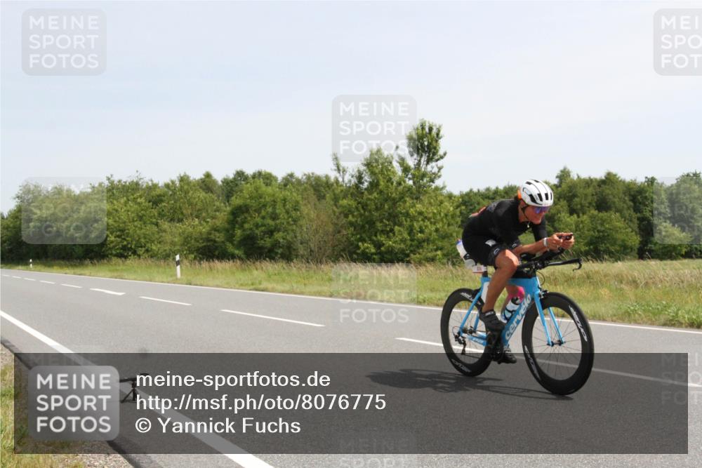 22.06.2025 - Viking Triathlon Yannick Fuchs http://msf.ph/oto/8076775 22.06.2025 11:58:44 Radfahren 616, 631 meine-sportfotos.de