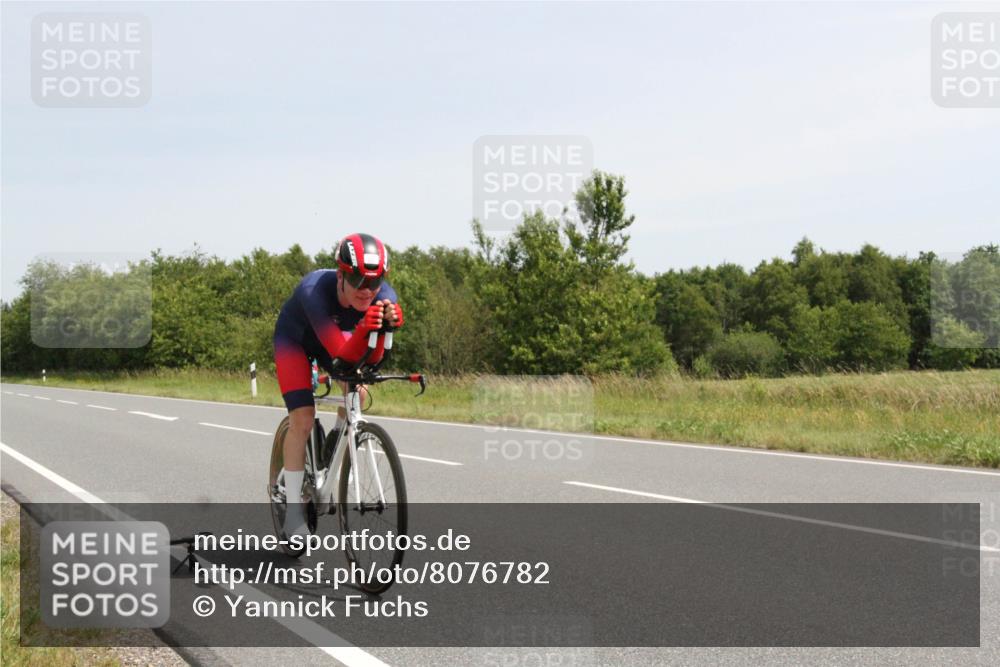 22.06.2025 - Viking Triathlon Yannick Fuchs http://msf.ph/oto/8076782 22.06.2025 11:58:47 Radfahren 616, 631 meine-sportfotos.de