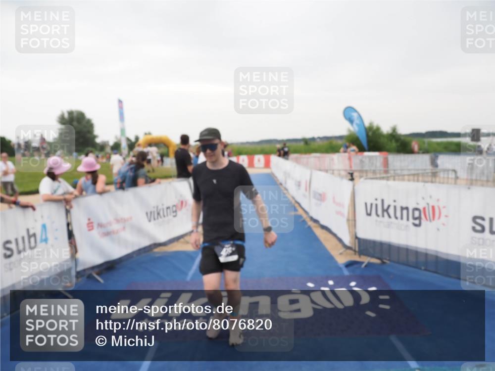 22.06.2025 - Viking Triathlon MichiJ http://msf.ph/oto/8076820 22.06.2025 16:02:29 Ziel 479 meine-sportfotos.de