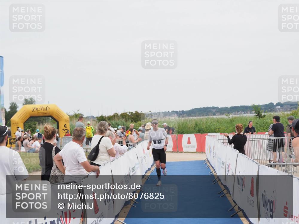 22.06.2025 - Viking Triathlon MichiJ http://msf.ph/oto/8076825 22.06.2025 14:34:26 Ziel 99 meine-sportfotos.de