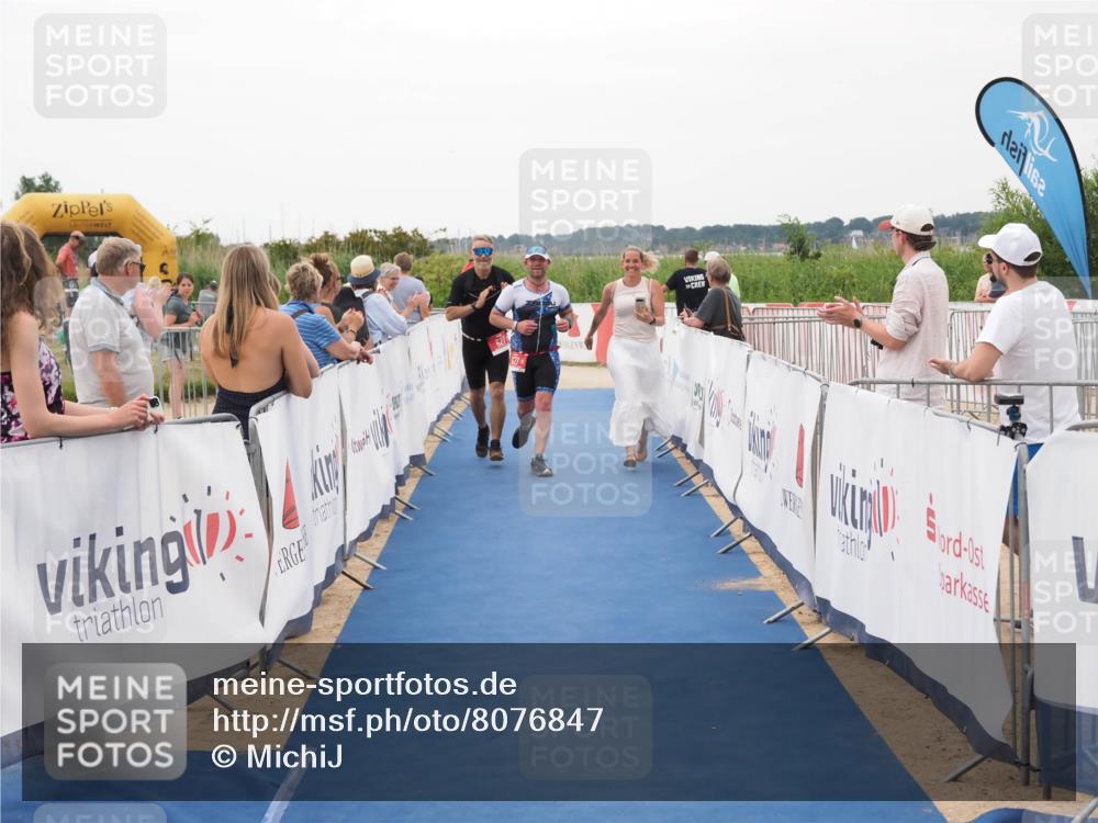 22.06.2025 - Viking Triathlon MichiJ http://msf.ph/oto/8076847 22.06.2025 15:54:42 Ziel 627 meine-sportfotos.de