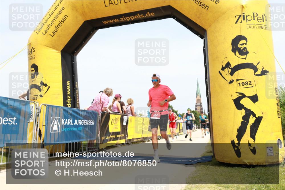 22.06.2025 - Viking Triathlon H.Heesch http://msf.ph/oto/8076850 22.06.2025 14:20:11 Laufen 136, 353, 476, 644 meine-sportfotos.de
