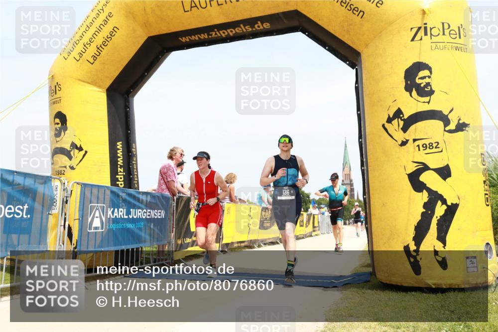 22.06.2025 - Viking Triathlon H.Heesch http://msf.ph/oto/8076860 22.06.2025 14:20:13 Laufen 136, 316, 353, 476, 644 meine-sportfotos.de