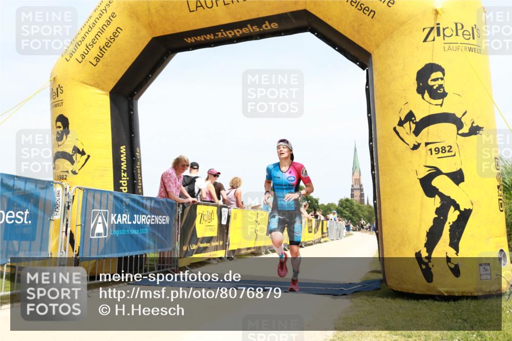 22.06.2025 - Viking Triathlon H.Heesch http://msf.ph/oto/8076879 22.06.2025 14:20:22 Laufen 9, 282 meine-sportfotos.de