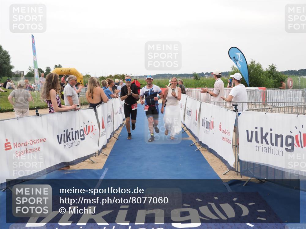22.06.2025 - Viking Triathlon MichiJ http://msf.ph/oto/8077060 22.06.2025 15:54:44 Ziel 627 meine-sportfotos.de