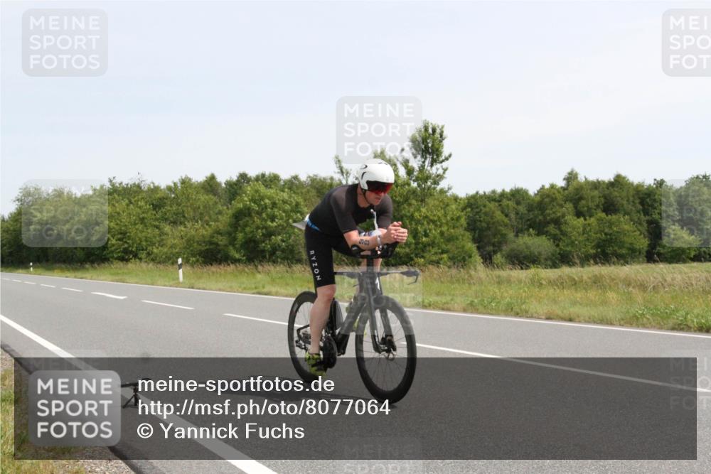 22.06.2025 - Viking Triathlon Yannick Fuchs http://msf.ph/oto/8077064 22.06.2025 12:00:44 Radfahren 98, 305, 439 meine-sportfotos.de