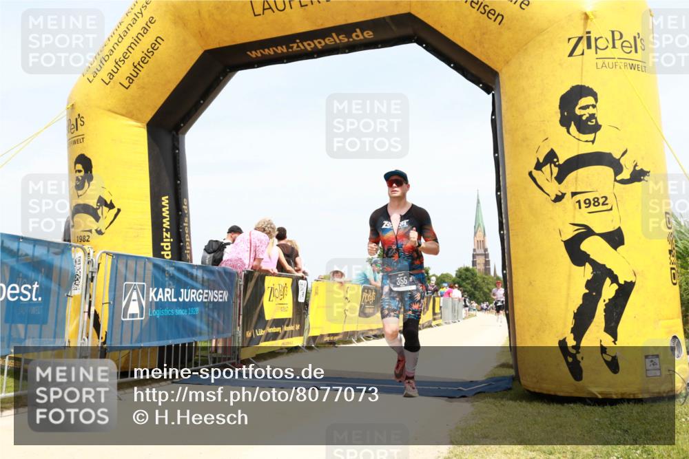 22.06.2025 - Viking Triathlon H.Heesch http://msf.ph/oto/8077073 22.06.2025 14:22:39 Laufen 355 meine-sportfotos.de