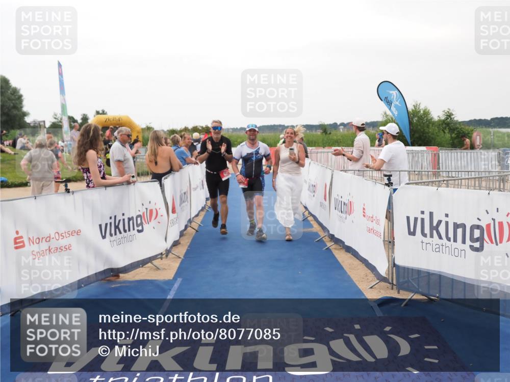 22.06.2025 - Viking Triathlon MichiJ http://msf.ph/oto/8077085 22.06.2025 15:54:45 Ziel 627 meine-sportfotos.de