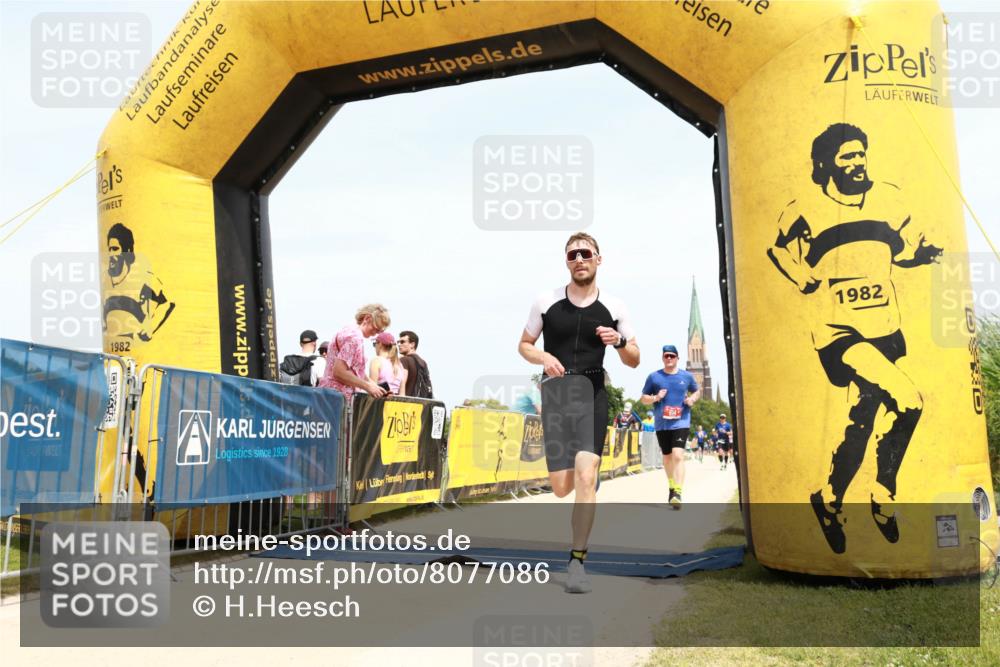 22.06.2025 - Viking Triathlon H.Heesch http://msf.ph/oto/8077086 22.06.2025 14:22:52 Laufen 233, 462, 614 meine-sportfotos.de