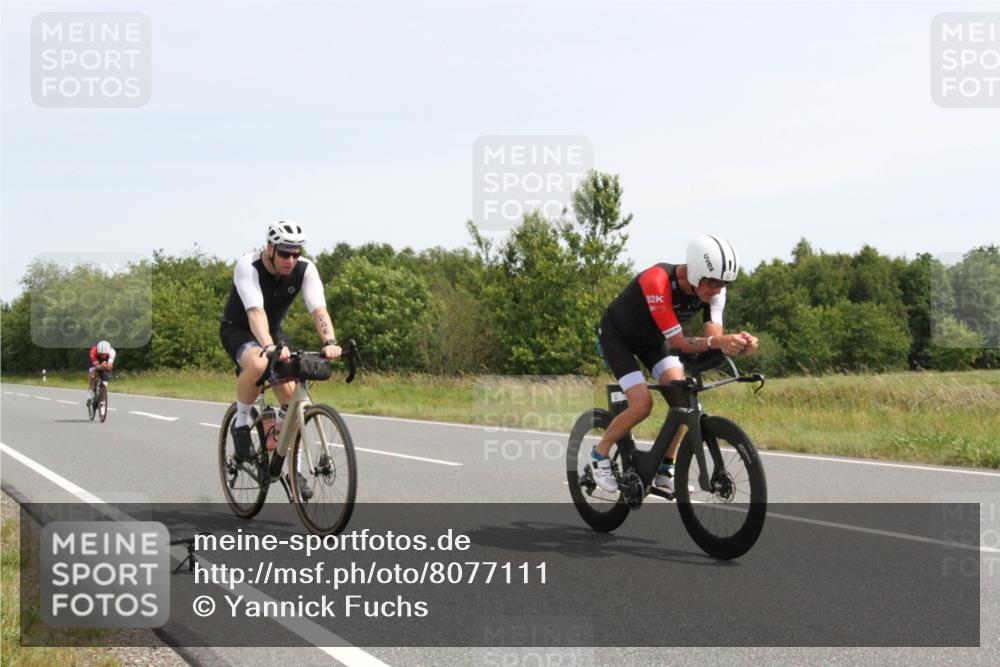 22.06.2025 - Viking Triathlon Yannick Fuchs http://msf.ph/oto/8077111 22.06.2025 12:01:19 Radfahren 63, 246, 406, 467, 491, 551 meine-sportfotos.de
