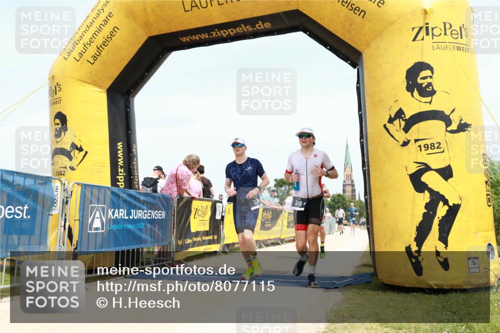 22.06.2025 - Viking Triathlon H.Heesch http://msf.ph/oto/8077115 22.06.2025 14:23:07 Laufen 214, 318, 328, 347, 474, 517 meine-sportfotos.de