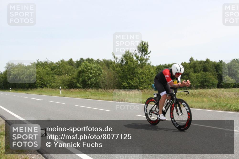 22.06.2025 - Viking Triathlon Yannick Fuchs http://msf.ph/oto/8077125 22.06.2025 12:01:21 Radfahren 63, 246, 406, 467, 491 meine-sportfotos.de