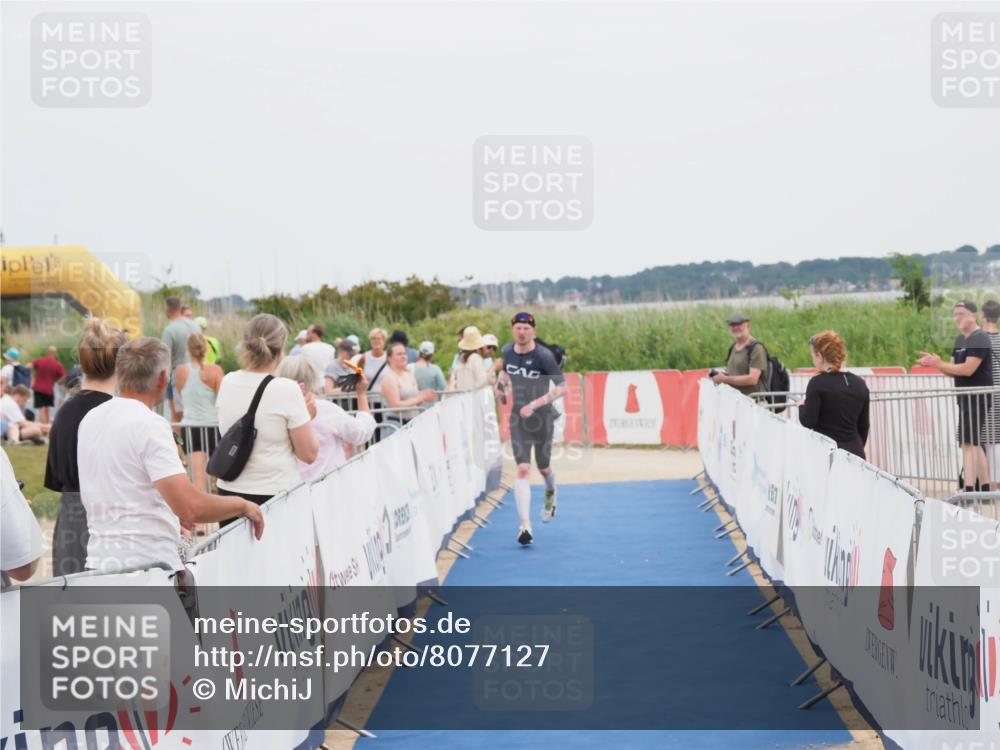 22.06.2025 - Viking Triathlon MichiJ http://msf.ph/oto/8077127 22.06.2025 14:35:13 Ziel 526 meine-sportfotos.de