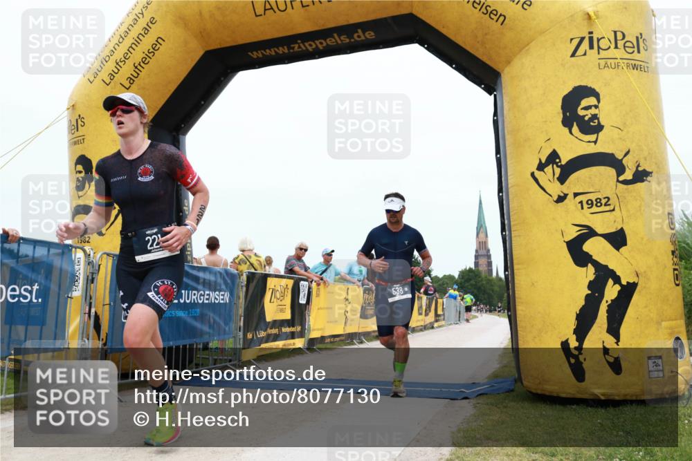 22.06.2025 - Viking Triathlon H.Heesch http://msf.ph/oto/8077130 22.06.2025 15:02:08 Laufen 221, 309, 434, 441, 538 meine-sportfotos.de