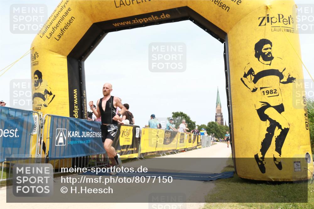 22.06.2025 - Viking Triathlon H.Heesch http://msf.ph/oto/8077150 22.06.2025 14:23:21 Laufen 6, 325, 396 meine-sportfotos.de
