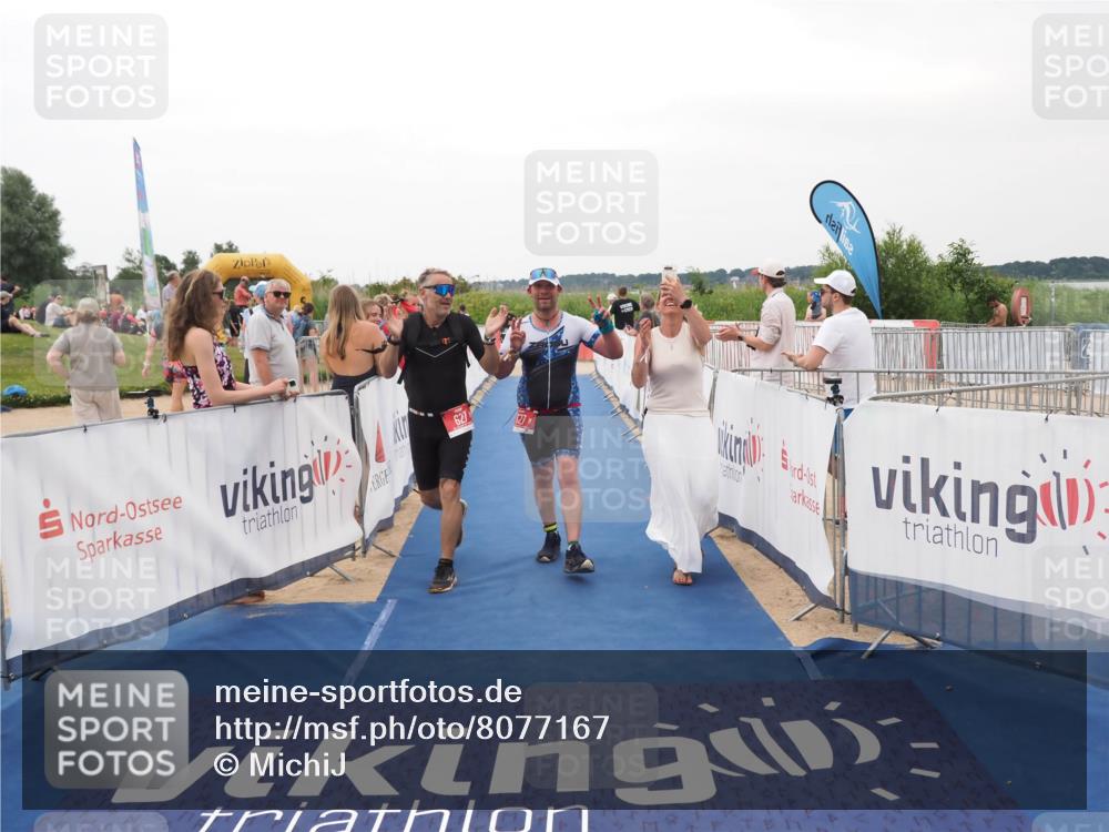 22.06.2025 - Viking Triathlon MichiJ http://msf.ph/oto/8077167 22.06.2025 15:54:46 Ziel 627 meine-sportfotos.de