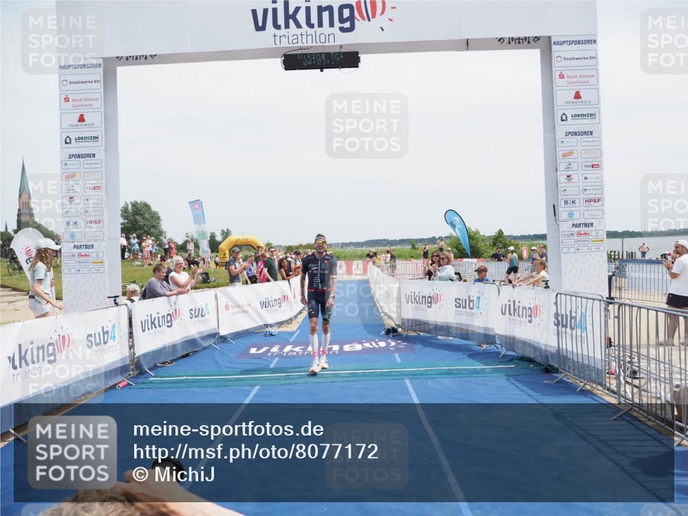22.06.2025 - Viking Triathlon MichiJ http://msf.ph/oto/8077172 22.06.2025 14:03:27 Ziel 557 meine-sportfotos.de