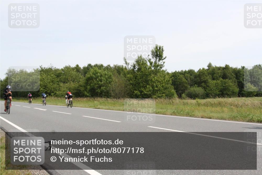 22.06.2025 - Viking Triathlon Yannick Fuchs http://msf.ph/oto/8077178 22.06.2025 12:01:39 Radfahren 16, 36, 133, 146 meine-sportfotos.de