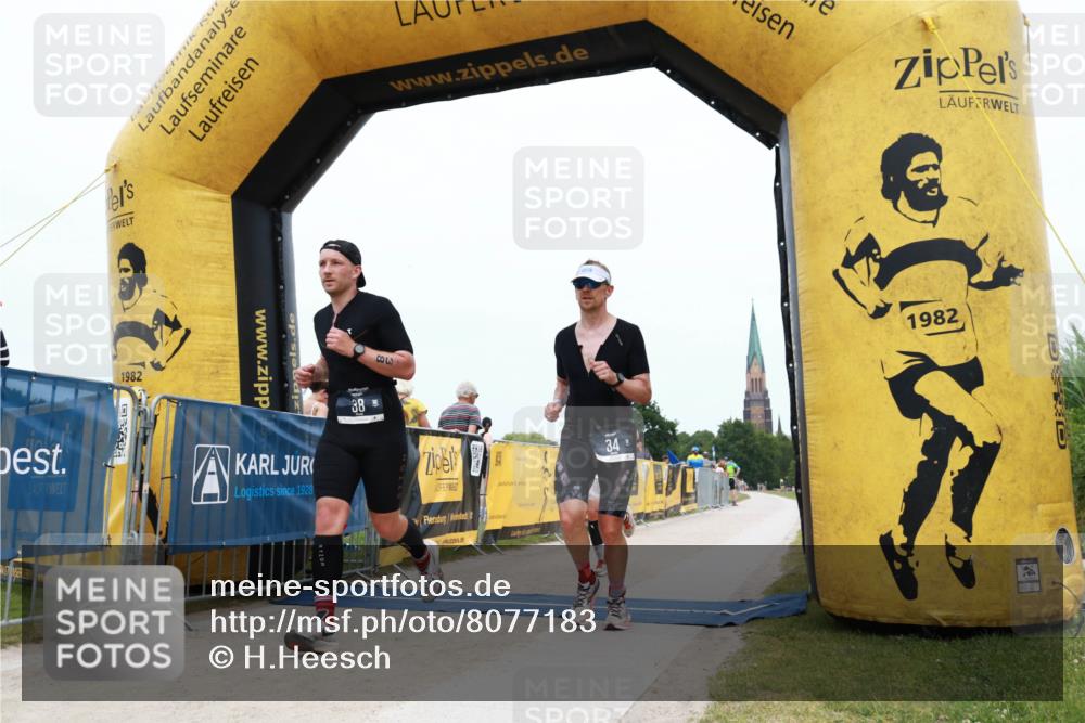 22.06.2025 - Viking Triathlon H.Heesch http://msf.ph/oto/8077183 22.06.2025 15:03:03 Laufen 19, 34, 38, 206 meine-sportfotos.de