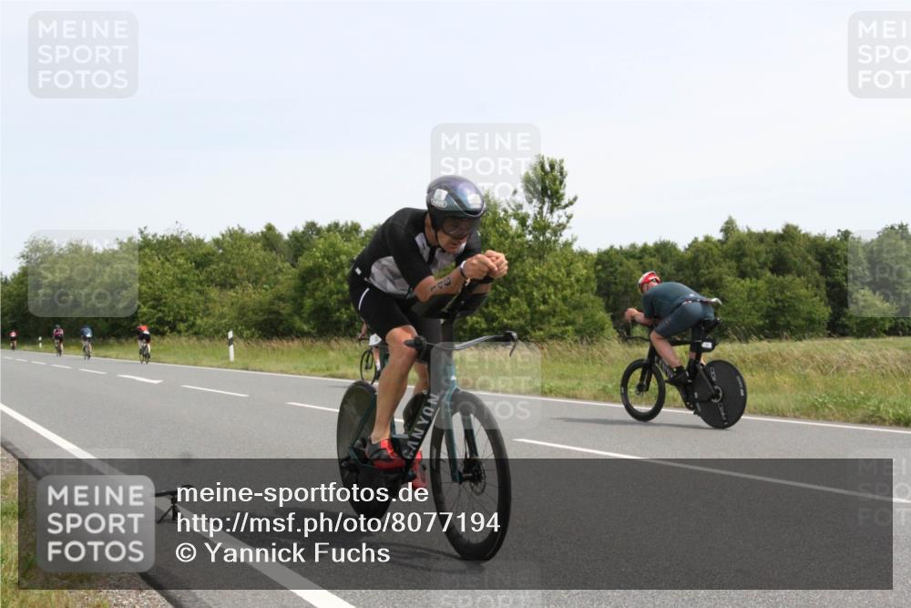 22.06.2025 - Viking Triathlon Yannick Fuchs http://msf.ph/oto/8077194 22.06.2025 12:01:41 Radfahren 16, 36, 146 meine-sportfotos.de