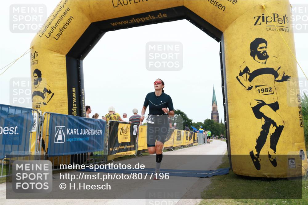22.06.2025 - Viking Triathlon H.Heesch http://msf.ph/oto/8077196 22.06.2025 15:03:52 Laufen 20 meine-sportfotos.de