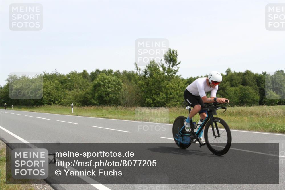22.06.2025 - Viking Triathlon Yannick Fuchs http://msf.ph/oto/8077205 22.06.2025 12:01:48 Radfahren 147, 448 meine-sportfotos.de