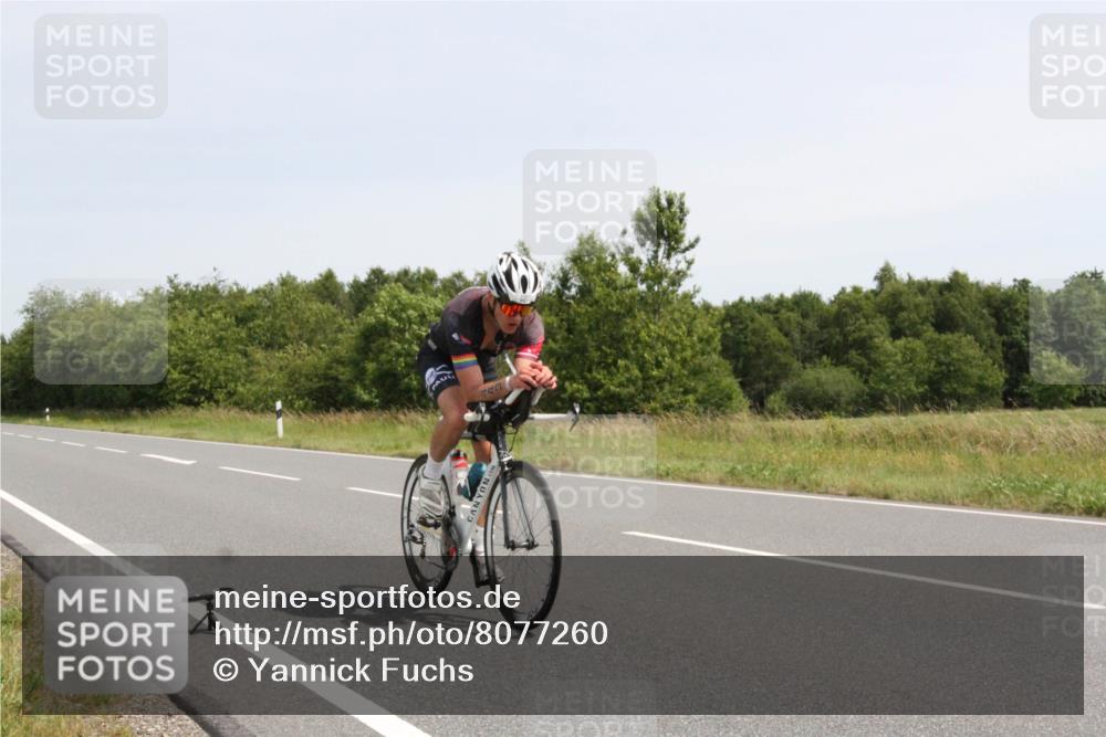 22.06.2025 - Viking Triathlon Yannick Fuchs http://msf.ph/oto/8077260 22.06.2025 12:02:22 Radfahren 51, 53, 178, 198, 401, 443, 526, 654 meine-sportfotos.de