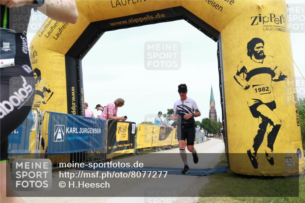 22.06.2025 - Viking Triathlon H.Heesch http://msf.ph/oto/8077277 22.06.2025 14:25:16 Laufen 290, 438, 492 meine-sportfotos.de