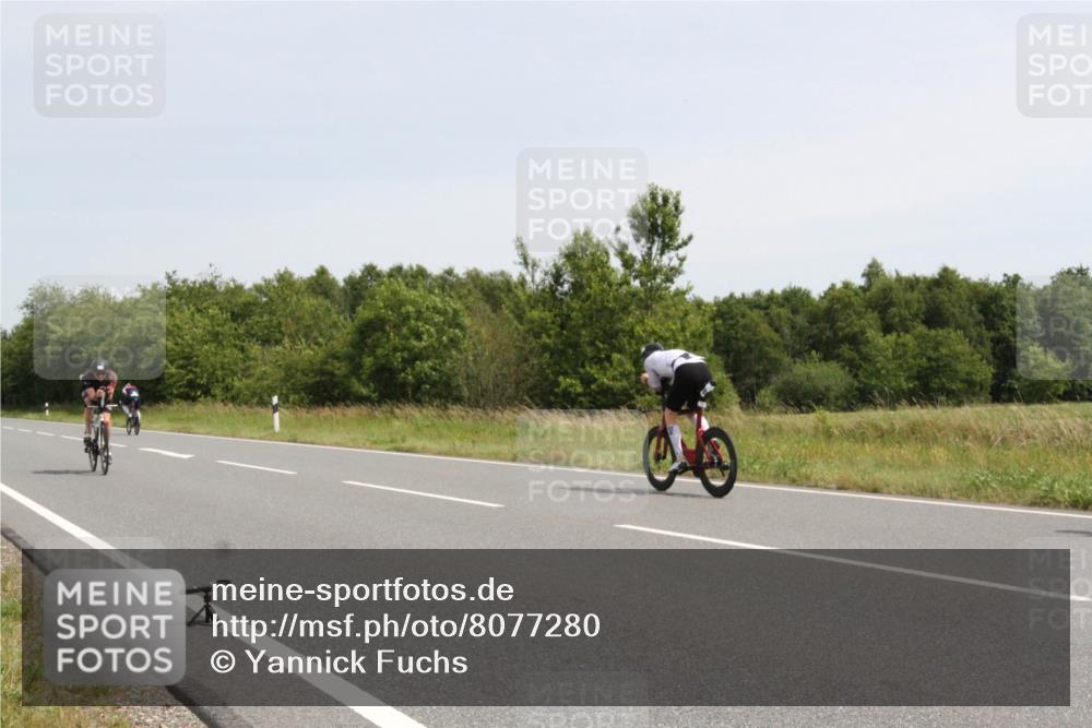 22.06.2025 - Viking Triathlon Yannick Fuchs http://msf.ph/oto/8077280 22.06.2025 12:02:28 Radfahren 51, 90, 198, 384, 388, 401, 407, 423, 526, 534, 642 meine-sportfotos.de