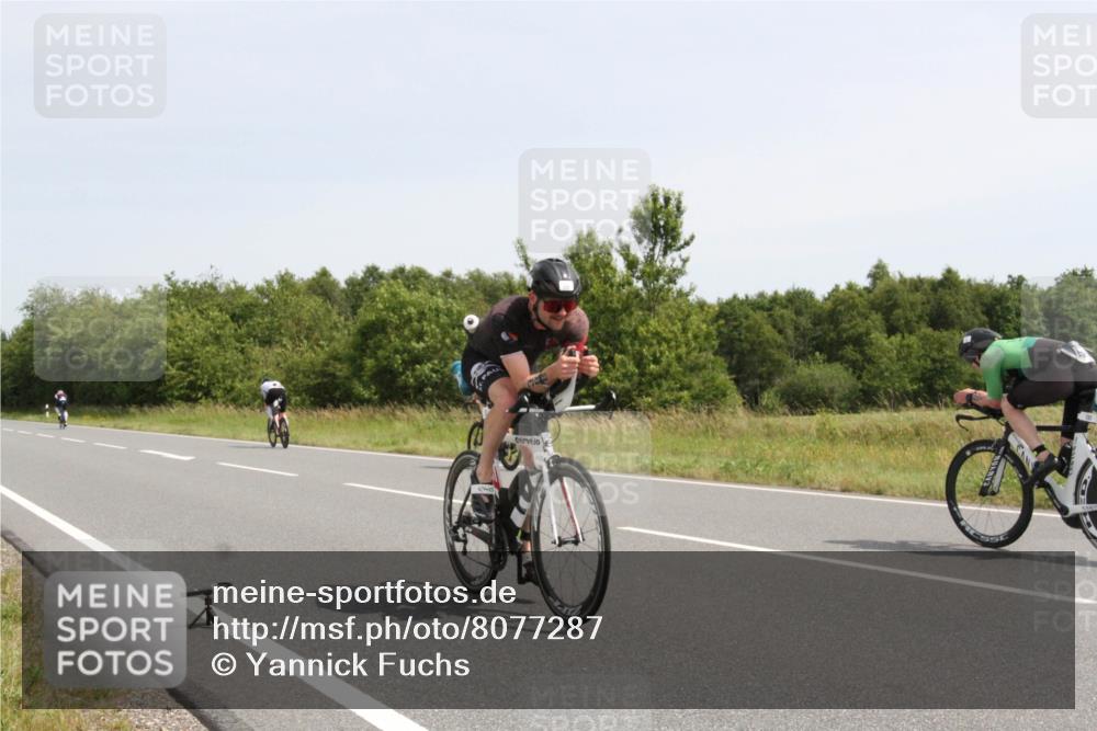 22.06.2025 - Viking Triathlon Yannick Fuchs http://msf.ph/oto/8077287 22.06.2025 12:02:29 Radfahren 51, 90, 198, 384, 388, 401, 407, 423, 526, 534, 642 meine-sportfotos.de