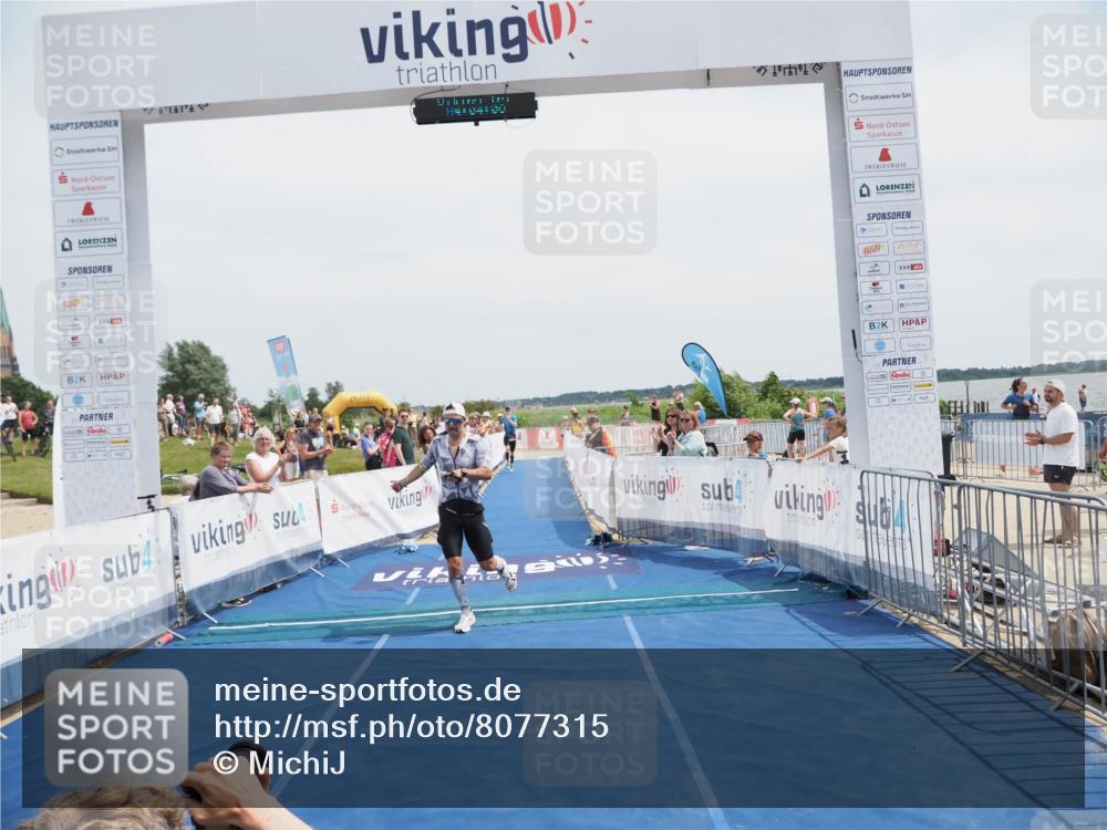 22.06.2025 - Viking Triathlon MichiJ http://msf.ph/oto/8077315 22.06.2025 14:04:18 Ziel 1, 414 meine-sportfotos.de