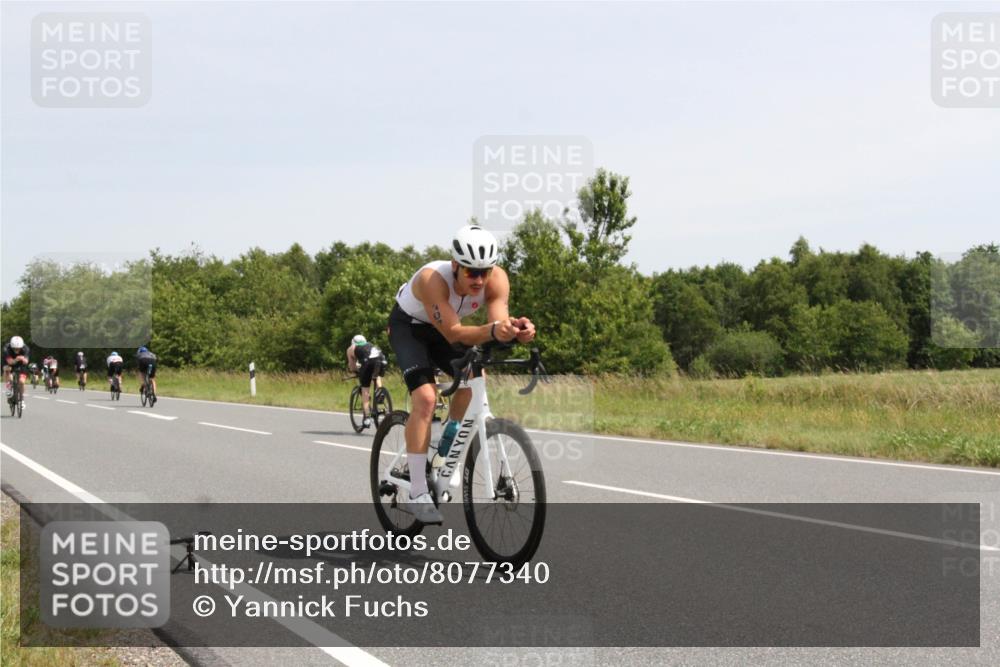 22.06.2025 - Viking Triathlon Yannick Fuchs http://msf.ph/oto/8077340 22.06.2025 12:02:33 Radfahren 90, 278, 350, 384, 388, 407, 423, 522, 534, 536, 642 meine-sportfotos.de