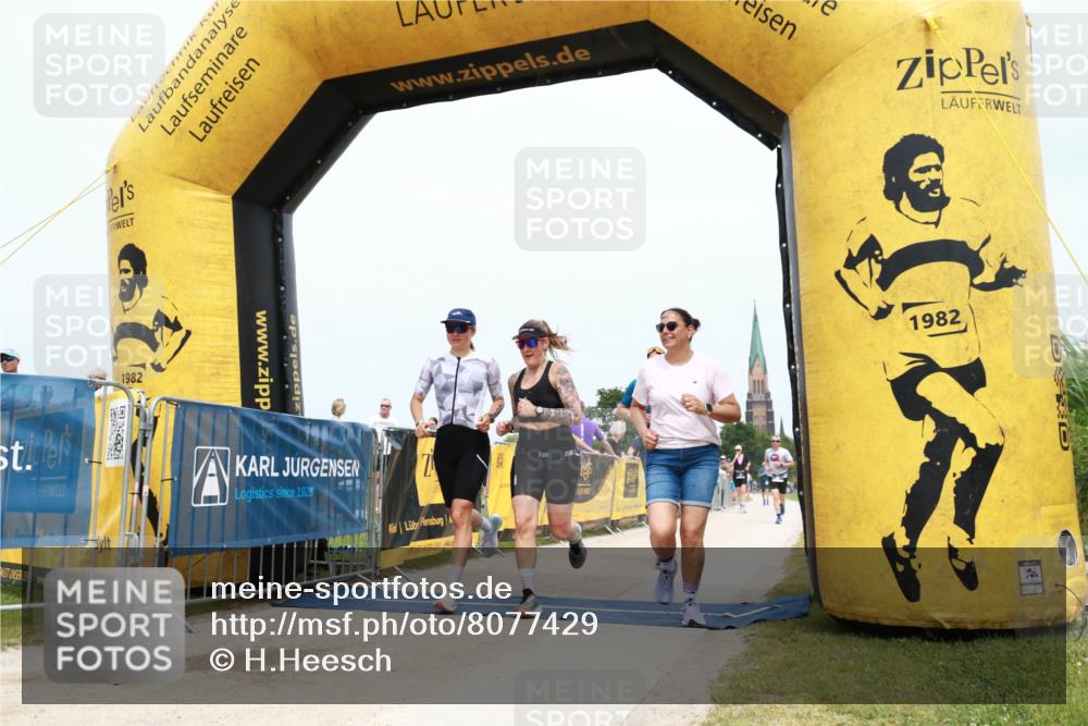 22.06.2025 - Viking Triathlon H.Heesch http://msf.ph/oto/8077429 22.06.2025 15:13:26 Laufen 95, 317, 431, 602 meine-sportfotos.de