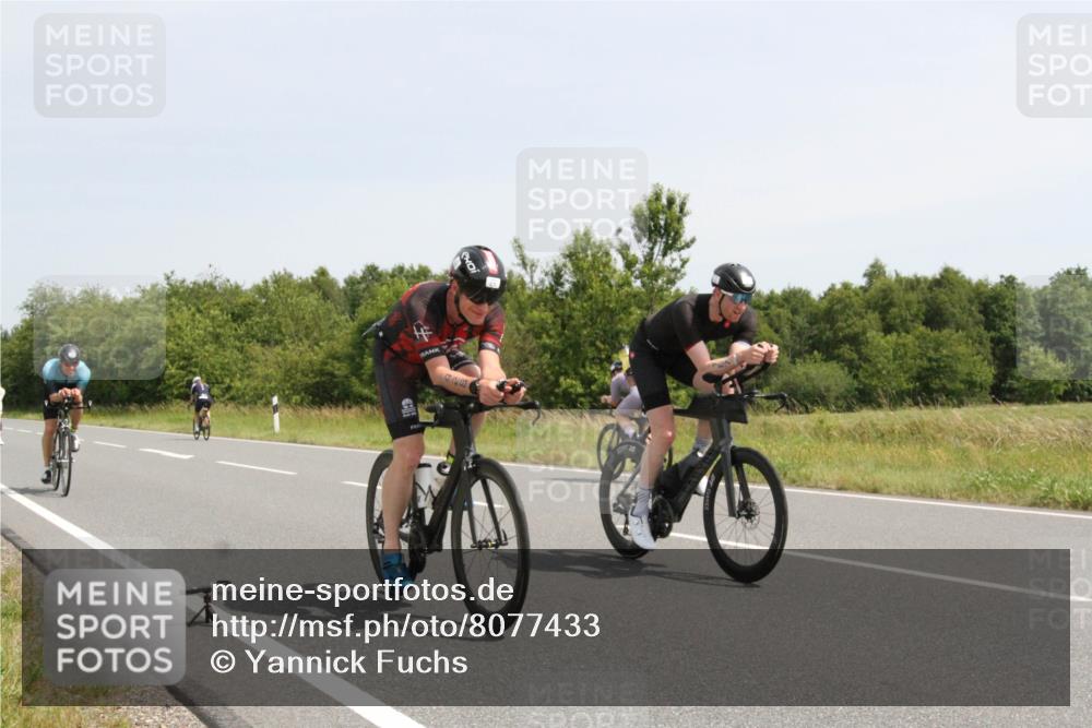 22.06.2025 - Viking Triathlon Yannick Fuchs http://msf.ph/oto/8077433 22.06.2025 12:02:46 Radfahren 19, 40, 84, 122, 127, 187, 209, 240, 244, 316, 317, 374, 377, 395, 428, 452, 506, 531, 630 meine-sportfotos.de