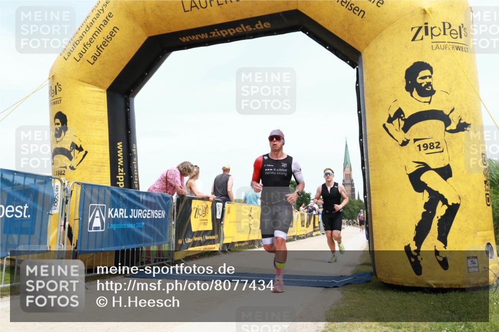 22.06.2025 - Viking Triathlon H.Heesch http://msf.ph/oto/8077434 22.06.2025 14:27:26 Laufen 80, 491, 535 meine-sportfotos.de