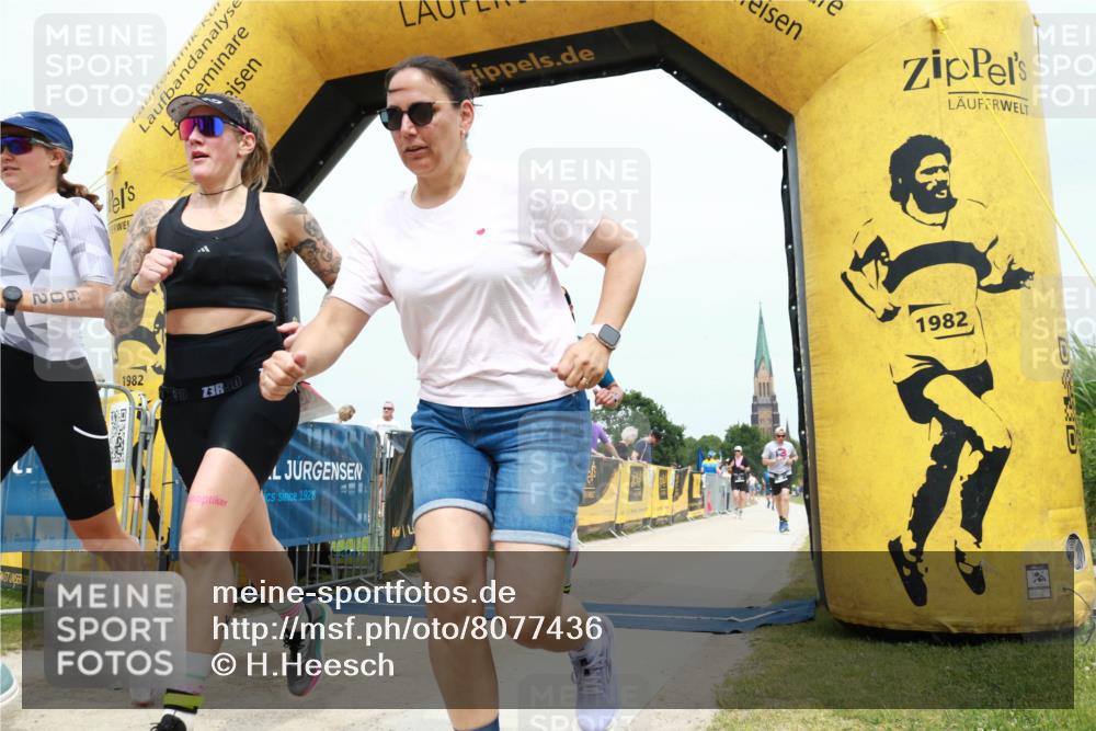 22.06.2025 - Viking Triathlon H.Heesch http://msf.ph/oto/8077436 22.06.2025 15:13:27 Laufen 95, 317, 431, 602 meine-sportfotos.de