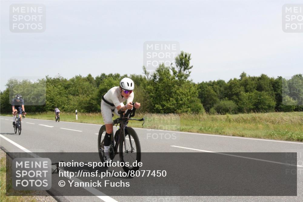 22.06.2025 - Viking Triathlon Yannick Fuchs http://msf.ph/oto/8077450 22.06.2025 12:02:48 Radfahren 19, 40, 84, 122, 127, 137, 187, 209, 240, 244, 316, 377, 395, 428, 452, 506, 531 meine-sportfotos.de