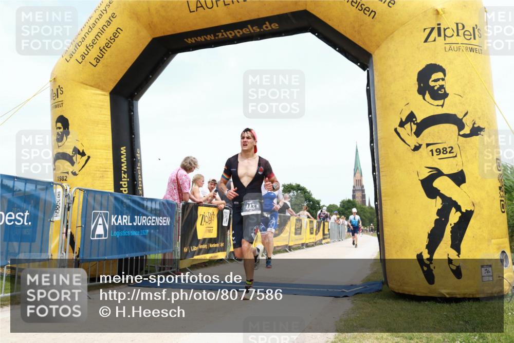 22.06.2025 - Viking Triathlon H.Heesch http://msf.ph/oto/8077586 22.06.2025 14:29:58 Laufen 369, 443 meine-sportfotos.de